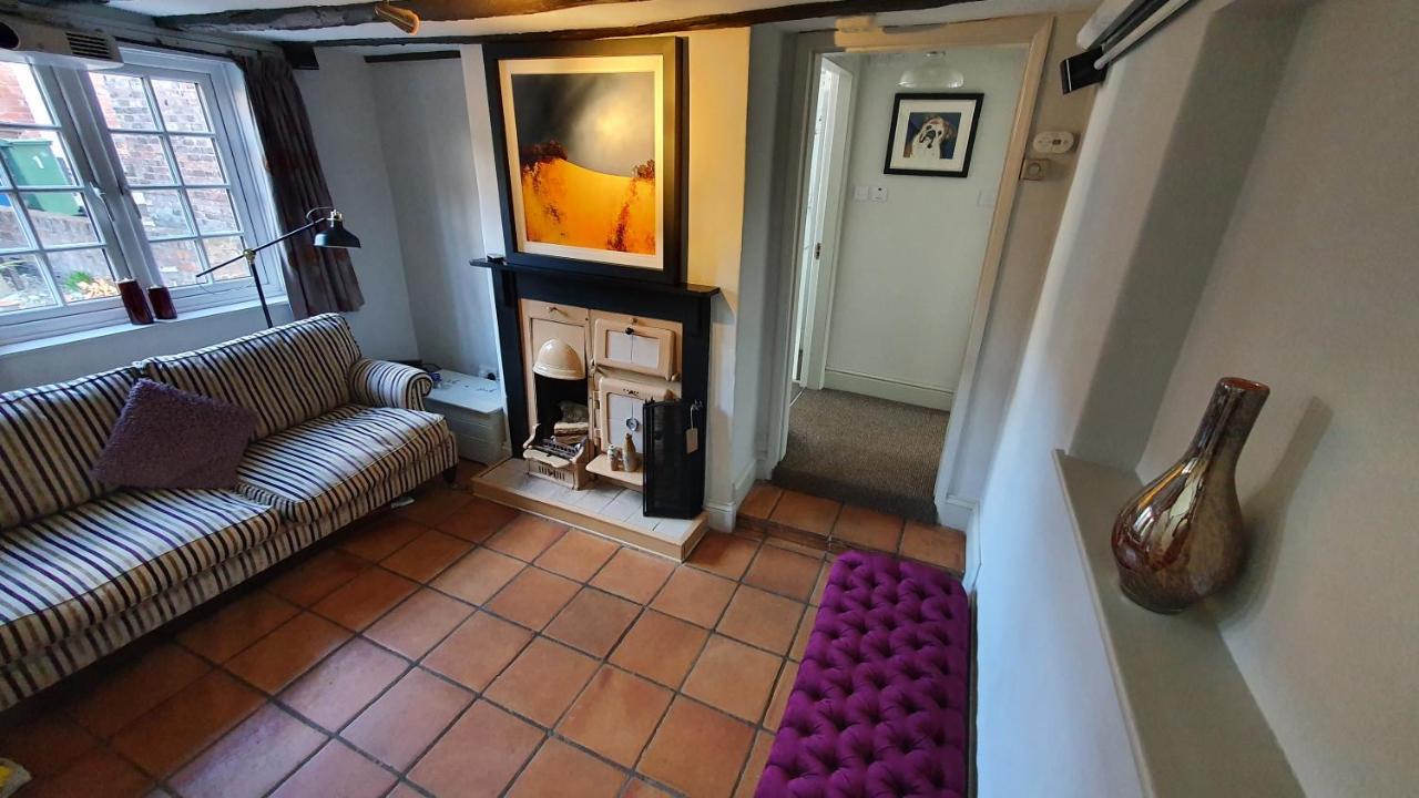 Holly Cottage, Hidden Gem In The Yorkshire Wolds Welton  외부 사진