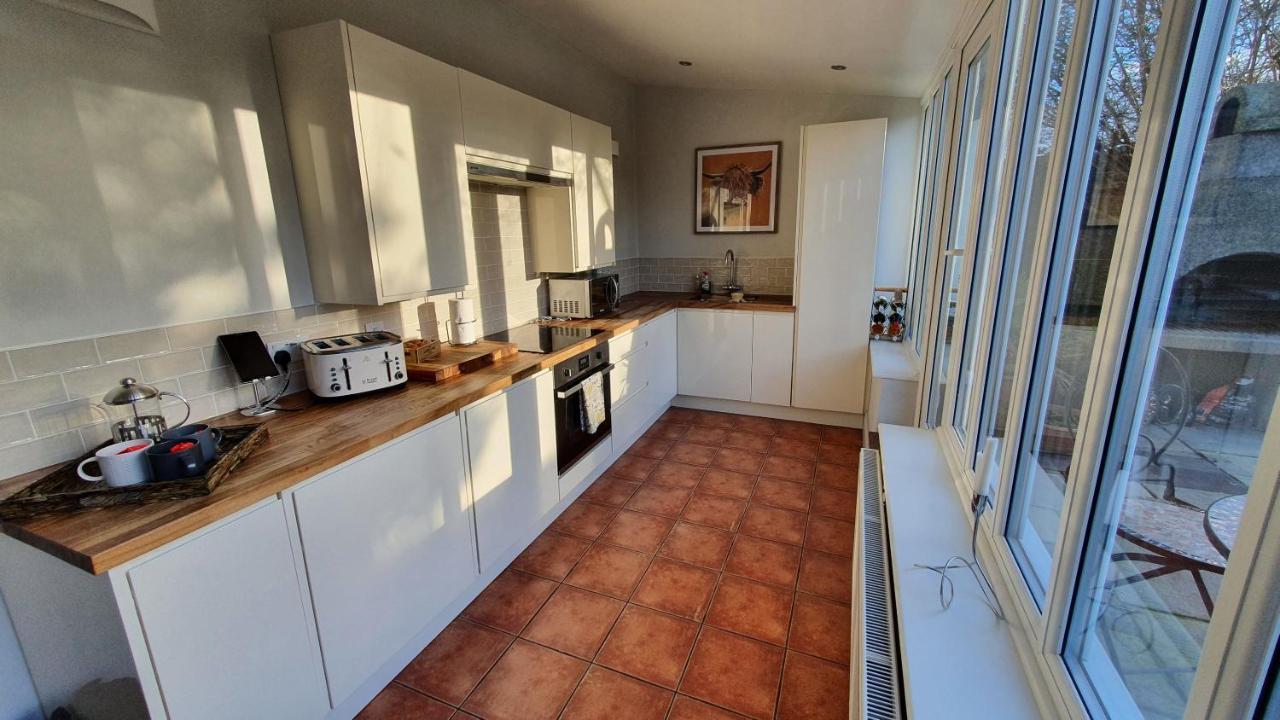 Holly Cottage, Hidden Gem In The Yorkshire Wolds Welton  외부 사진