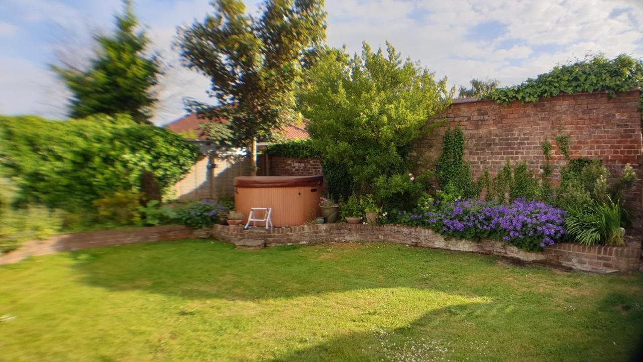 Holly Cottage, Hidden Gem In The Yorkshire Wolds Welton  외부 사진